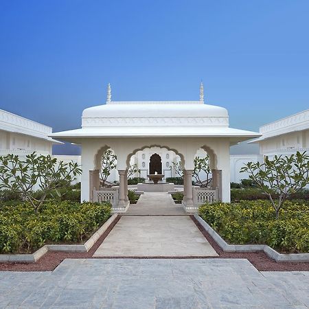 The Oberoi Sukhvilas Spa Resort, New Chandīgarh Extérieur photo